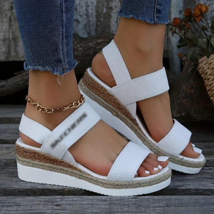 New Casual Sandals